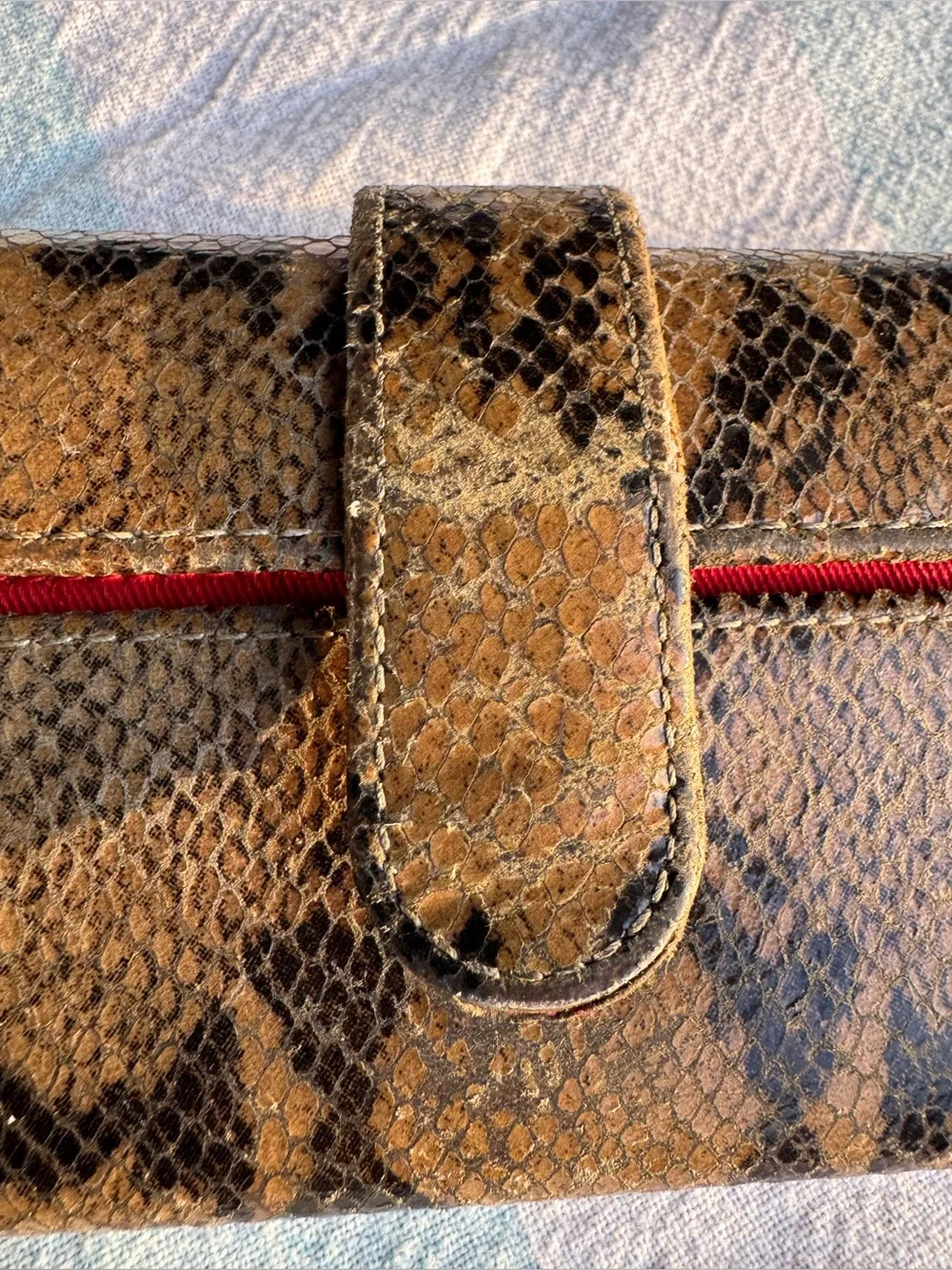 Hobo Vintage Snakeskin Continental Snap Wallet Red Lining